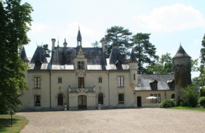 Гостиница Château de Nazé  Виви